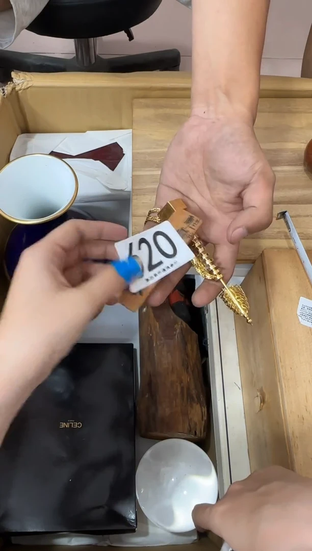 其他夏****风620...中古产品谨慎参拍