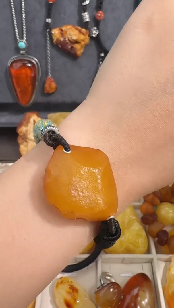 裸石琥珀未镶嵌琥珀