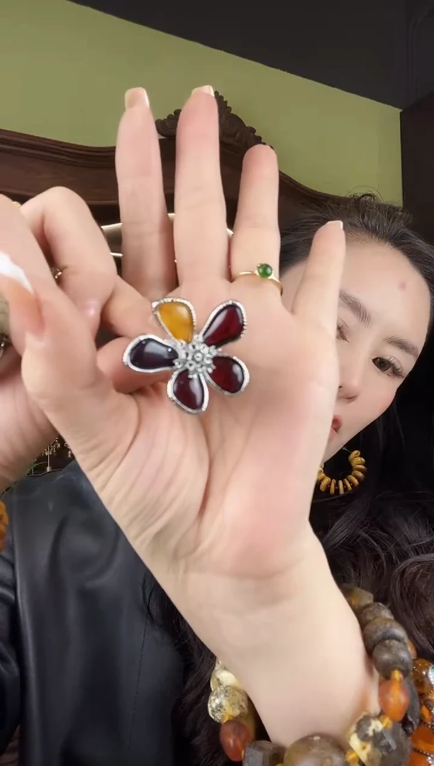 未镶嵌琥珀戒指多样性发一