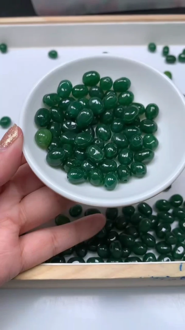 未镶嵌散珠碧玺E577 绿碧玺随型8*12mm10个5元