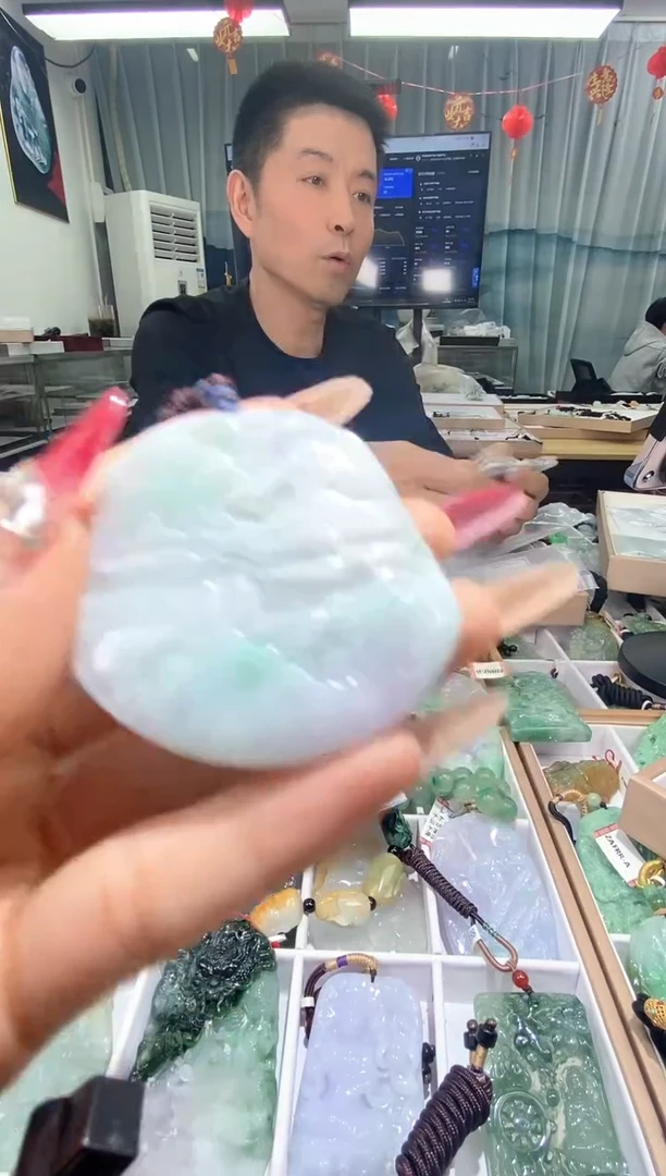 【闪购商品】翡翠颈饰未镶嵌天然缅甸翡翠A货未镶嵌