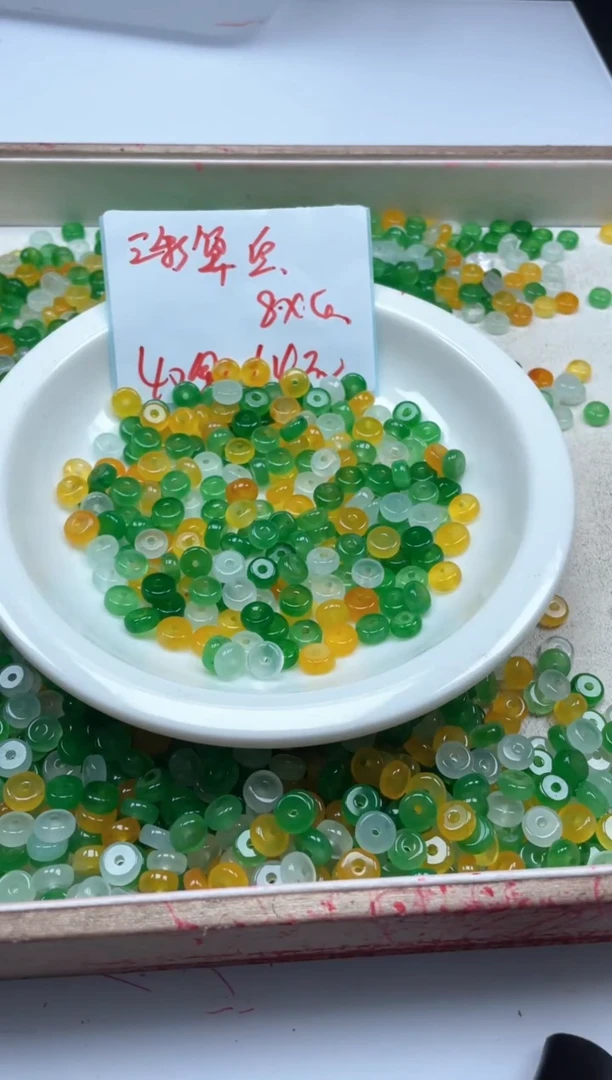 【闪购商品】玛瑙/玉髓颈饰未镶嵌W926冰三彩算盘8*4mm*40颗