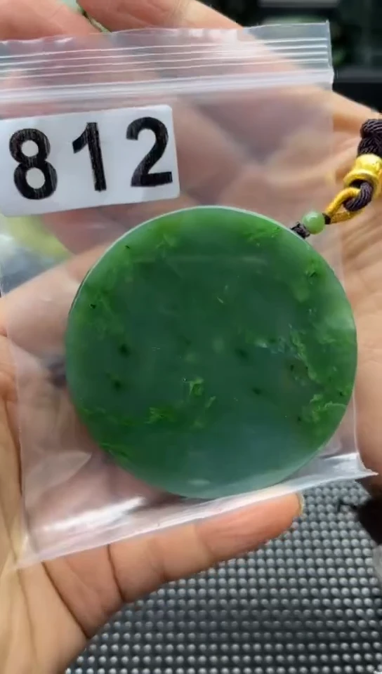 未镶嵌和田玉珠宝半成品镯芯