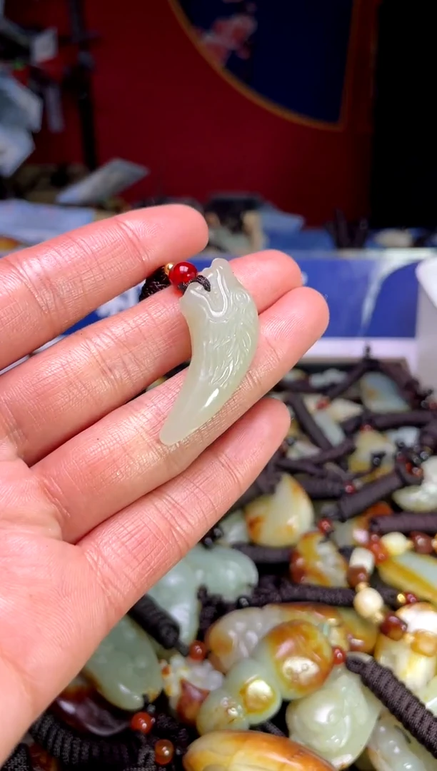 【闪购商品】和田玉颈饰未镶嵌1