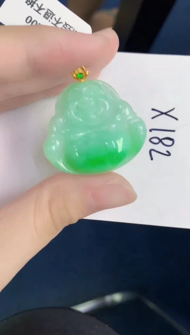 颈饰18K金镶嵌翡翠天然翡翠缅甸A货