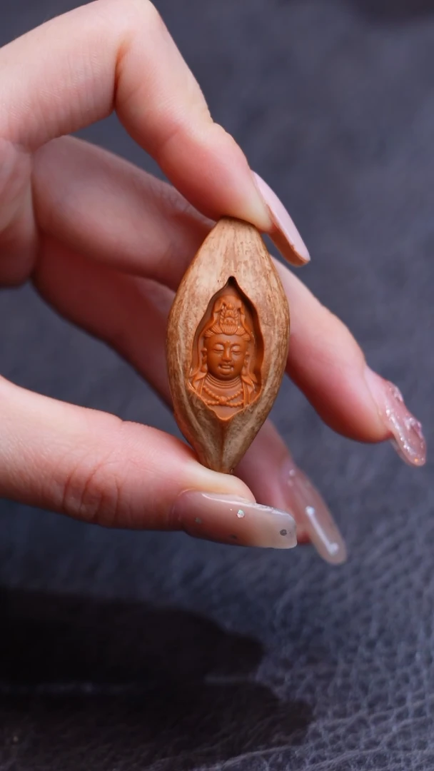 橄榄核吊坠三面佛2