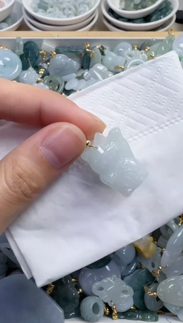 裸石翡翠1号，A货翡翠