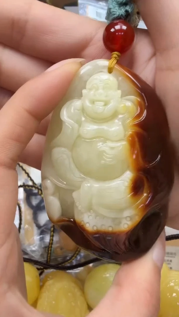 裸石琥珀未镶嵌如图