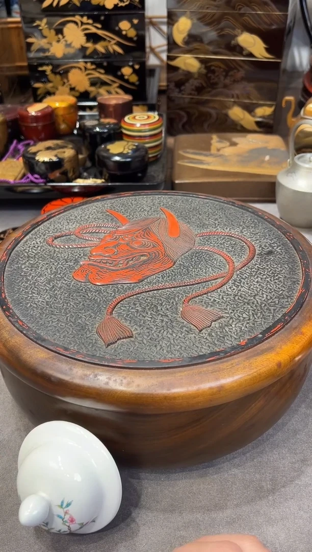 雕刻大茶仓 大漆漆器大漆漆器