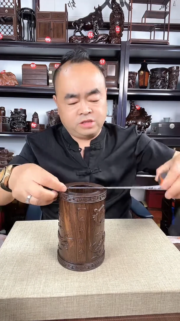 木鱼笔筒老李红木工艺品