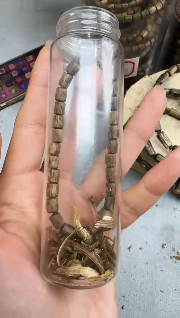 沉香沉香碎屑04随型静静沉香甄选多样性发一