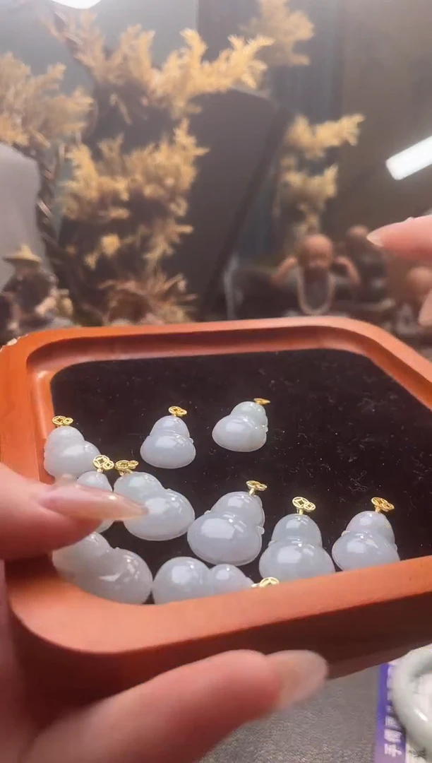 吊坠(不含链)银S925镶嵌翡翠葫芦多样性发一件