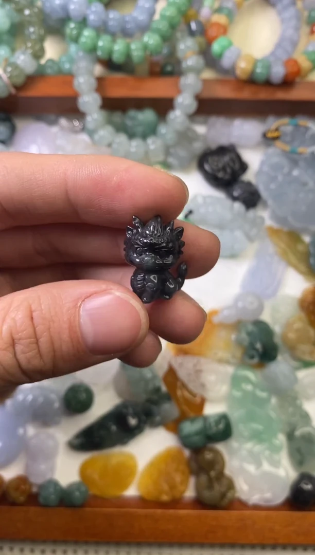 【闪购商品】翡翠颈饰未镶嵌【闪购商品】 天然翡翠