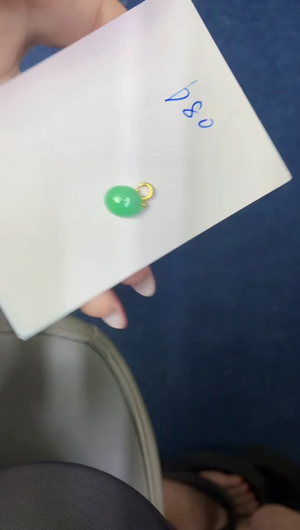 翡翠未镶嵌颈饰缅甸天然翡翠A货