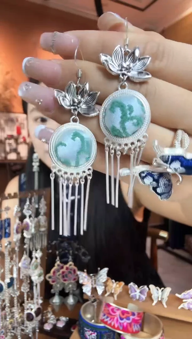 刺绣纯手工民族风耳环
