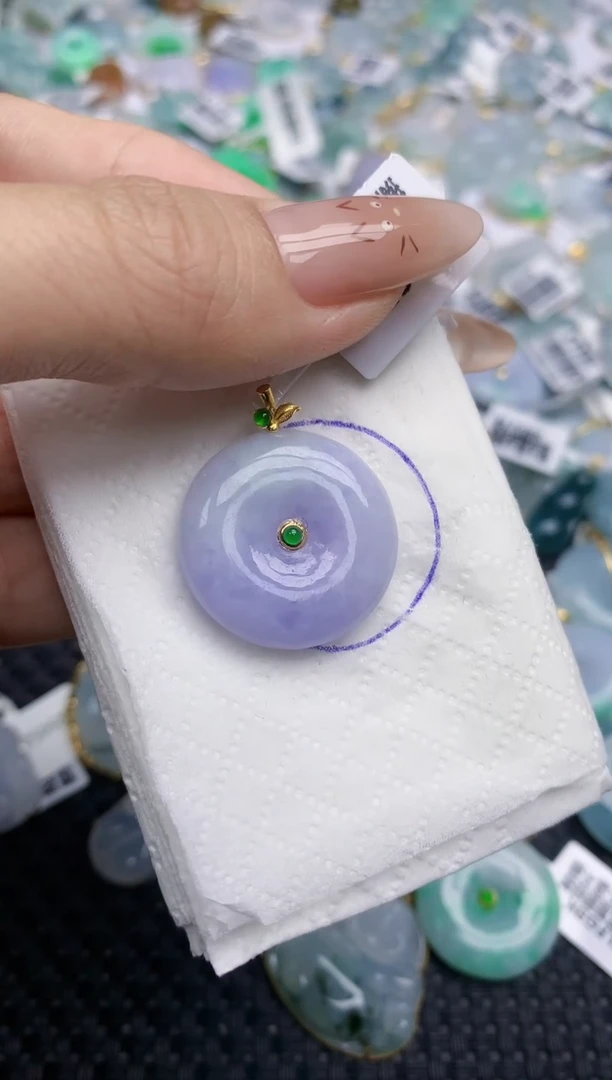 翡翠挂件18K金镶嵌409    天然翡翠A货