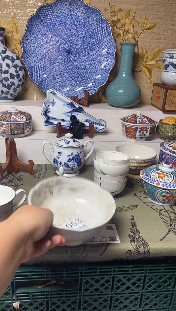其他吉***?陶瓷工艺品111