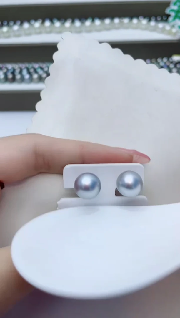 18K金镶嵌耳饰海水珍珠A116