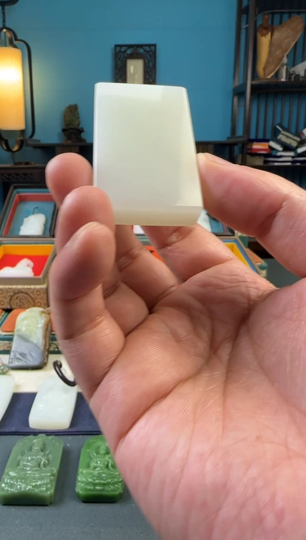 颈饰未镶嵌和田玉111111111111