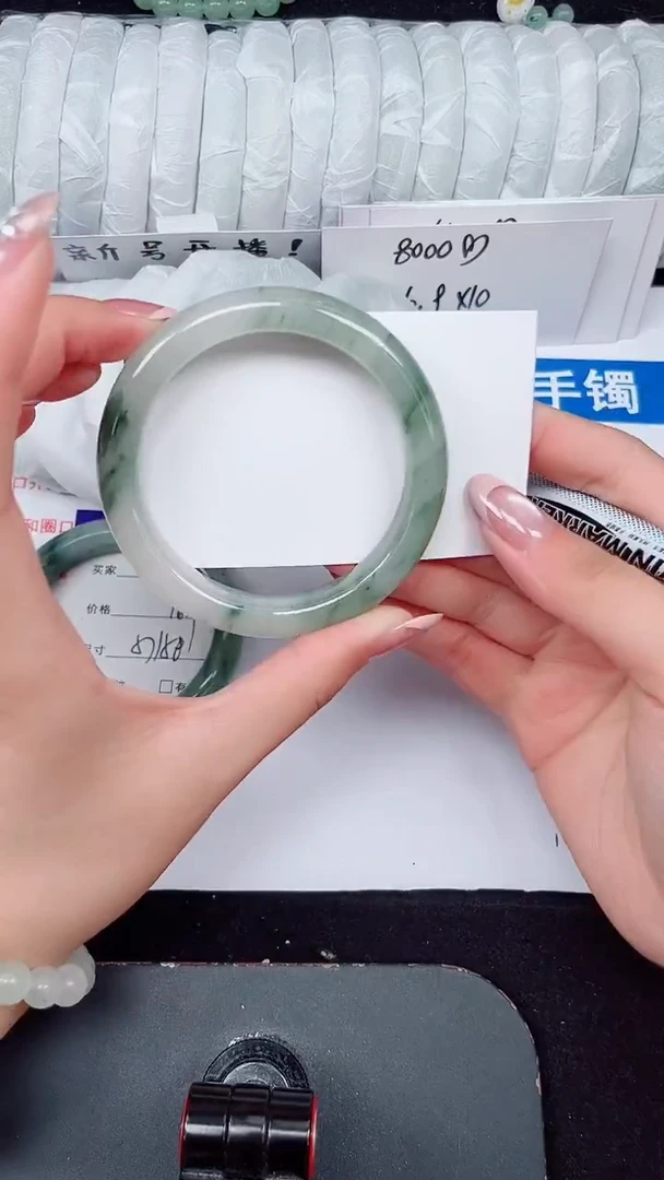 未镶嵌手镯石英质玉152-56/57