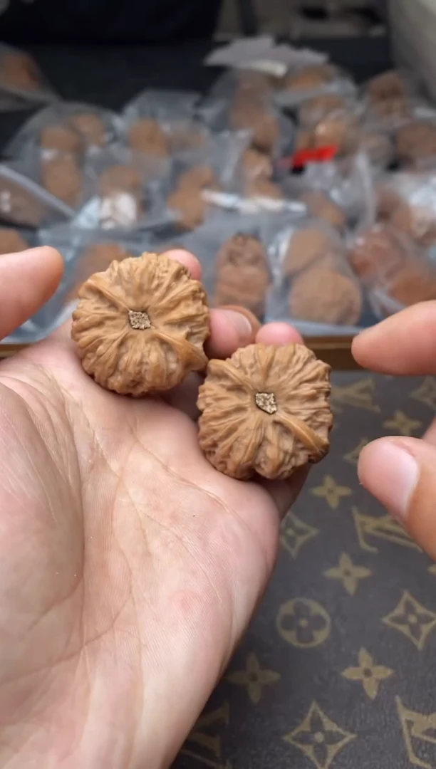 【闪购商品】文玩核桃把件A121号38尺门头沟