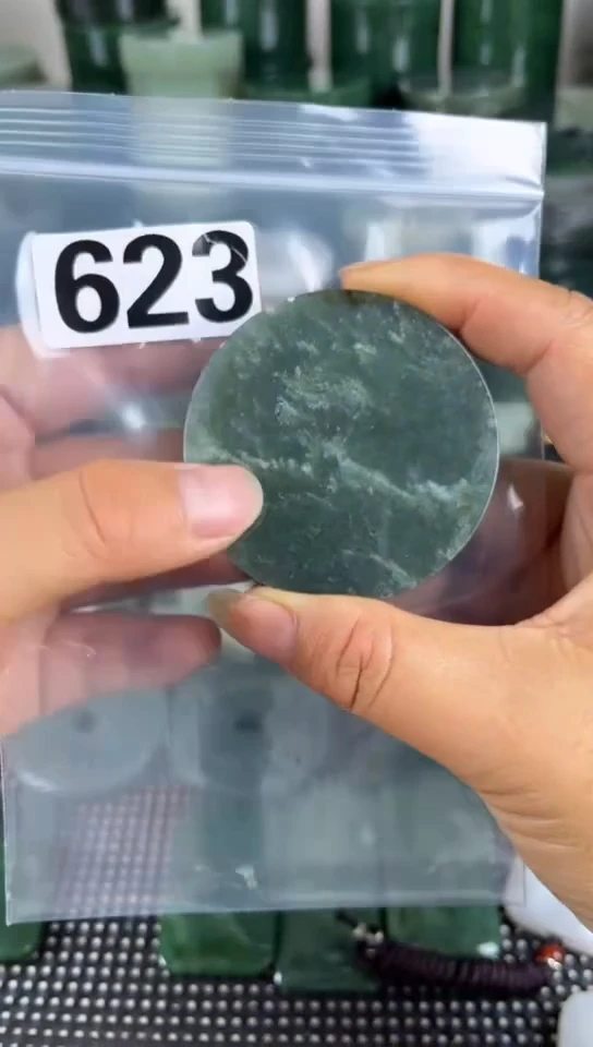 和田玉未镶嵌珠宝半成品镯芯