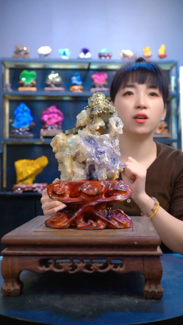石材精品矿物晶体摆件