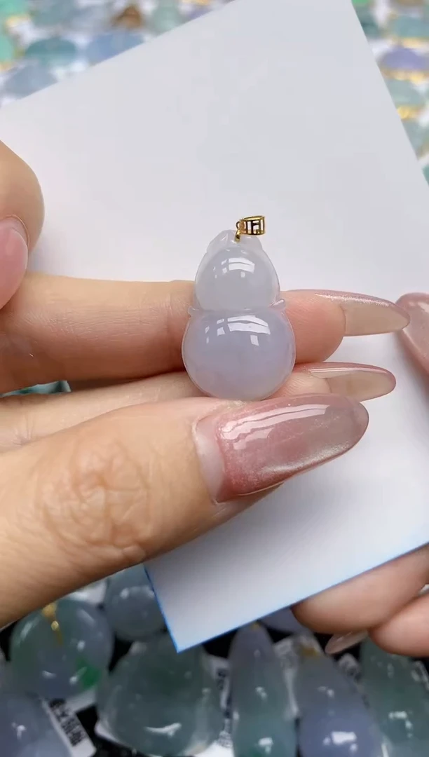 【闪购商品】翡翠挂件18K金镶嵌天然翡翠A货