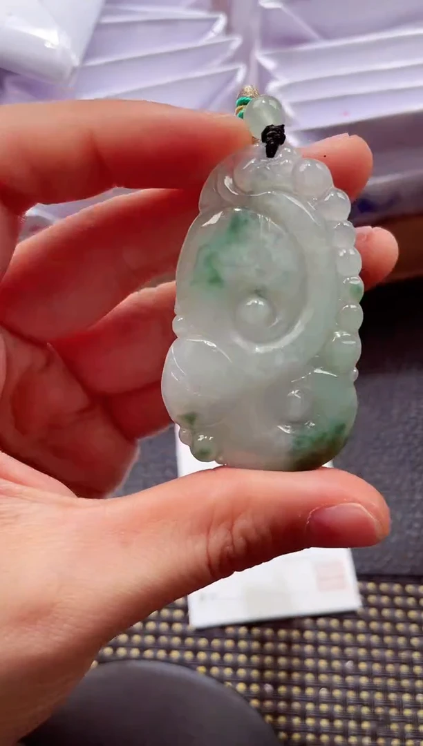 颈饰未镶嵌翡翠20251231