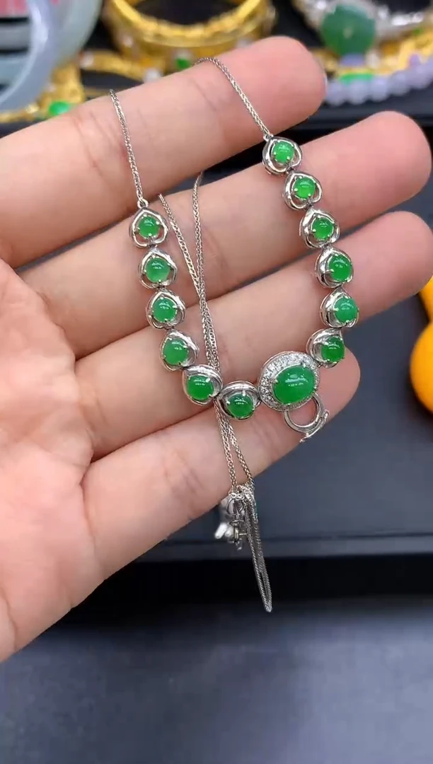 颈饰18K金镶嵌翡翠658-中国好珍宝