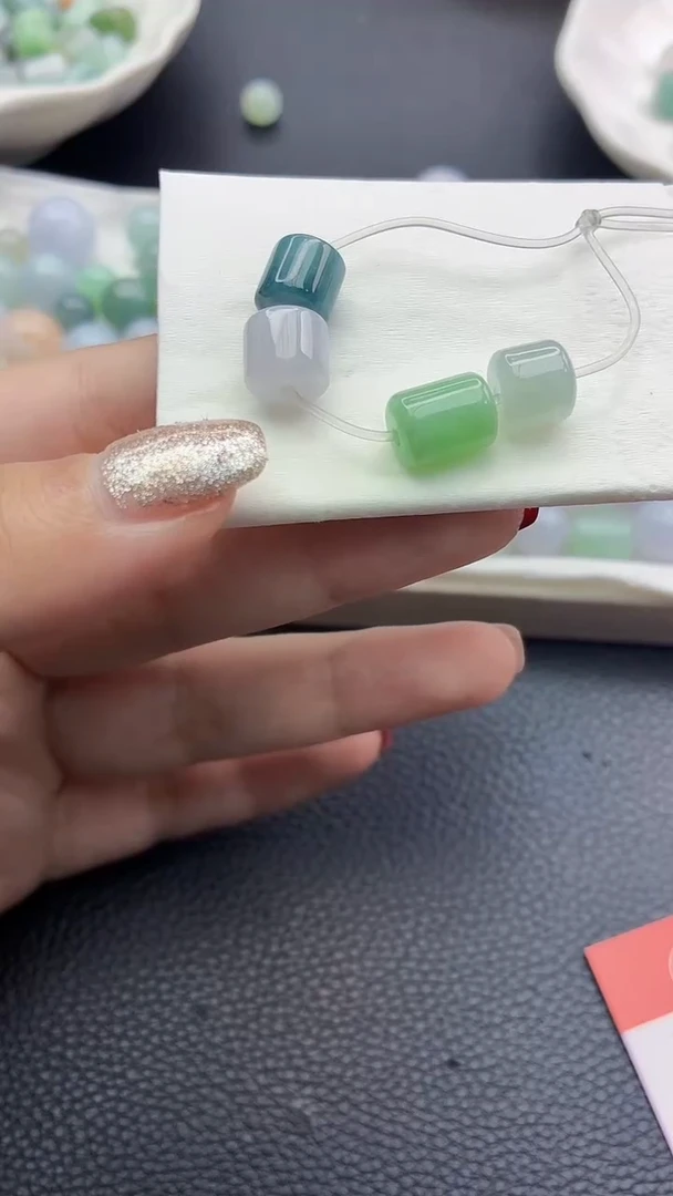 未镶嵌定制翡翠翻**图9500