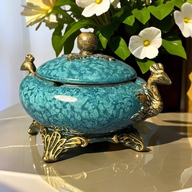 欧式高端烟灰缸带盖客厅摆件办公室家用雪茄烟灰缸茶桌美式装饰品