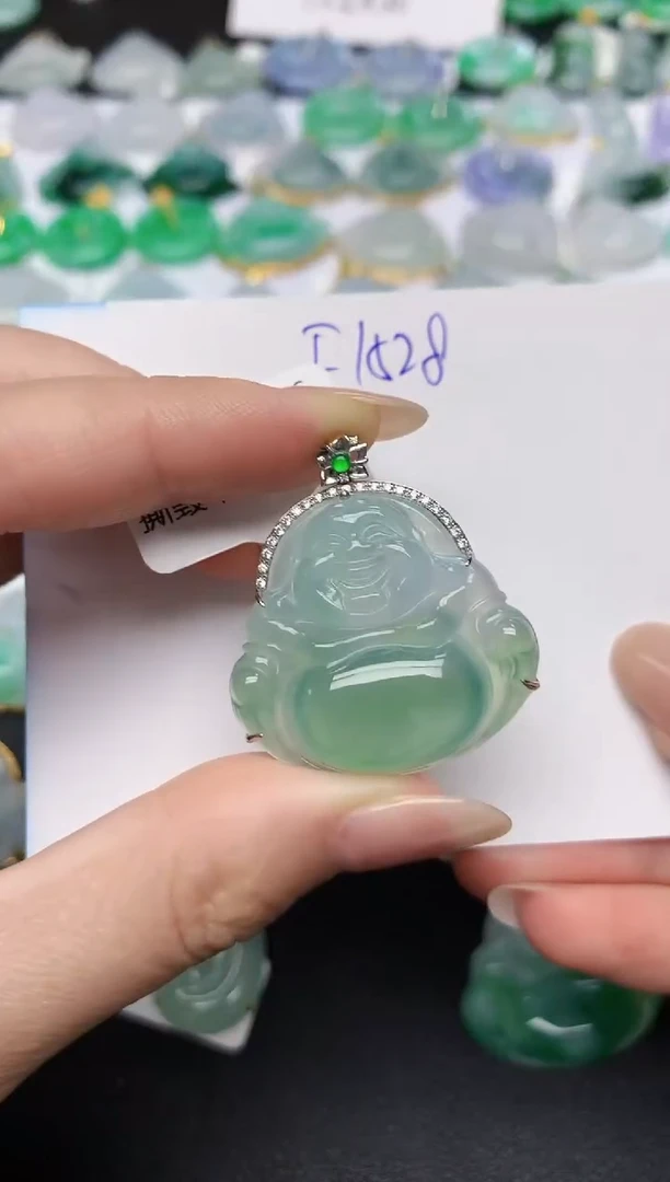 颈饰18K金镶嵌翡翠天然缅甸A货翡翠百元以上9元证书费自理