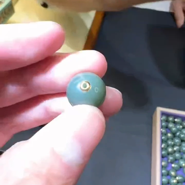 和田玉鸭蛋青路路通 尺寸约12mm左右 123好大哥