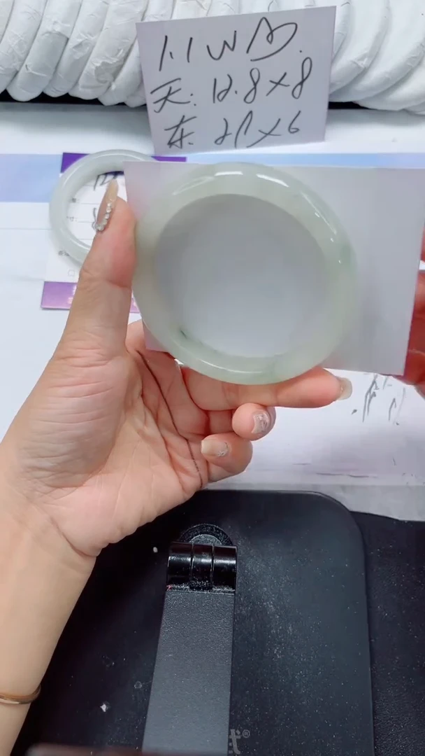 未镶嵌手镯石英质玉129-60.2