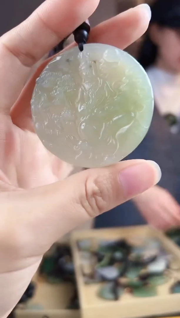 颈饰未镶嵌和田玉拍一发一，多样性发货