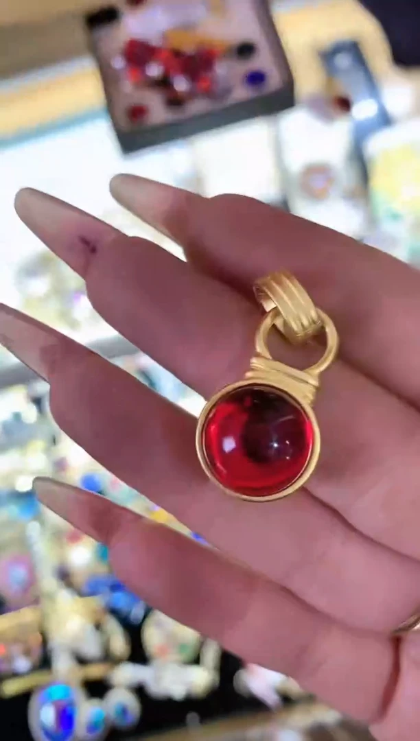 【闪购商品】瓷片楚楚中古珠宝甄选不退换