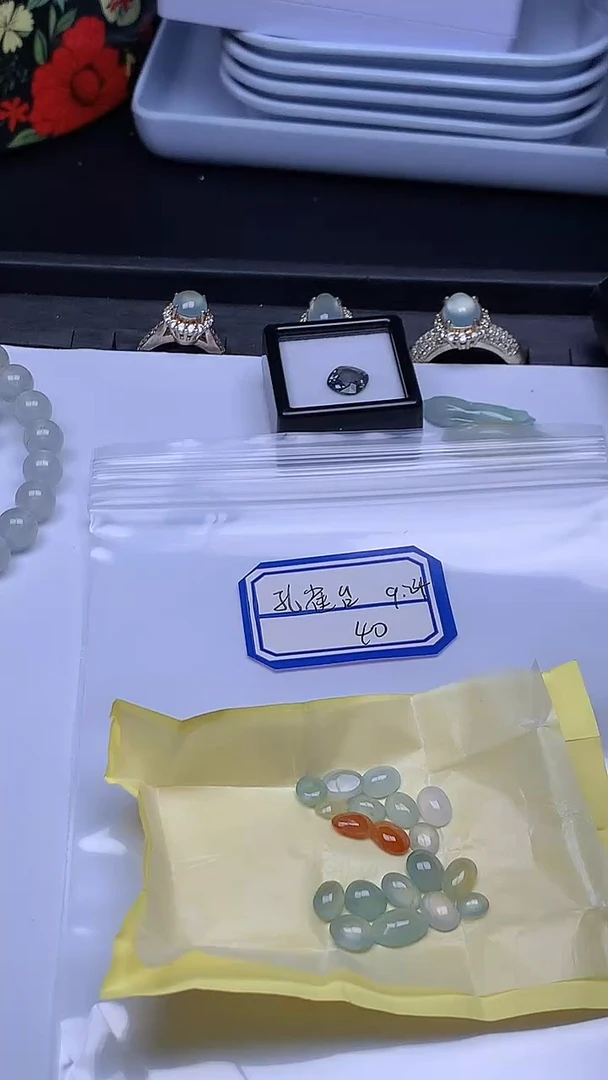 裸石翡翠孔*台+多样性发货
