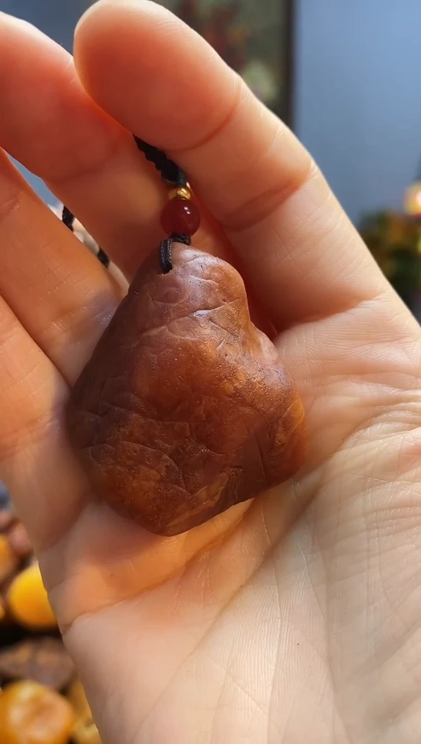 琥珀颈饰未镶嵌挂件