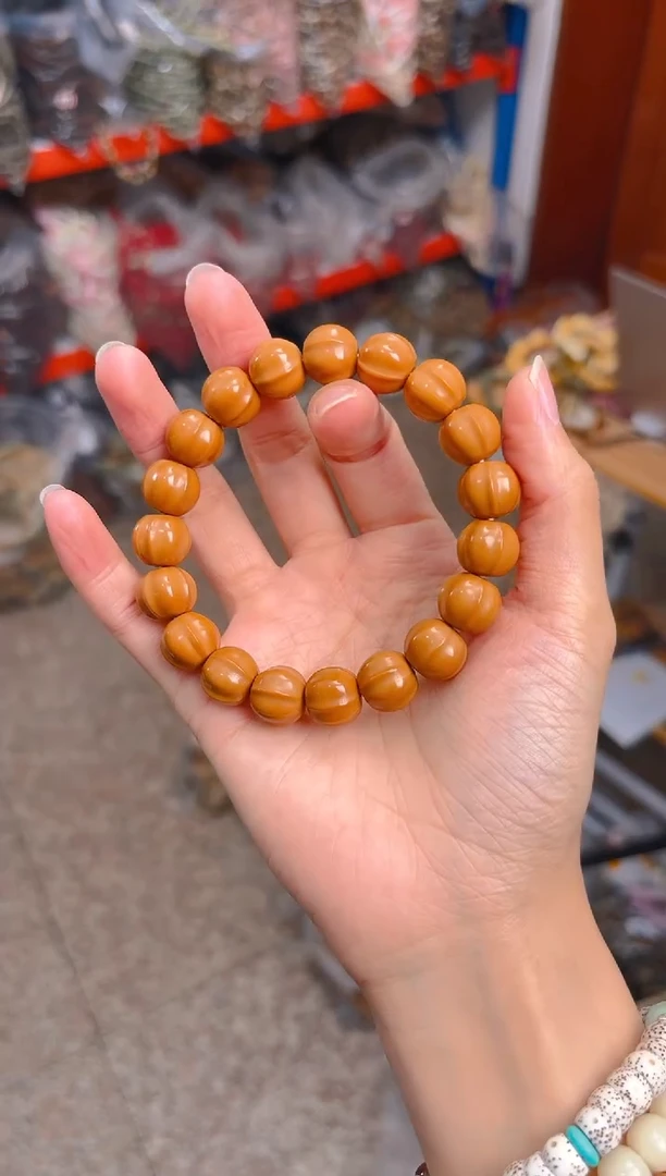 吊坠猴头核桃E11   E11