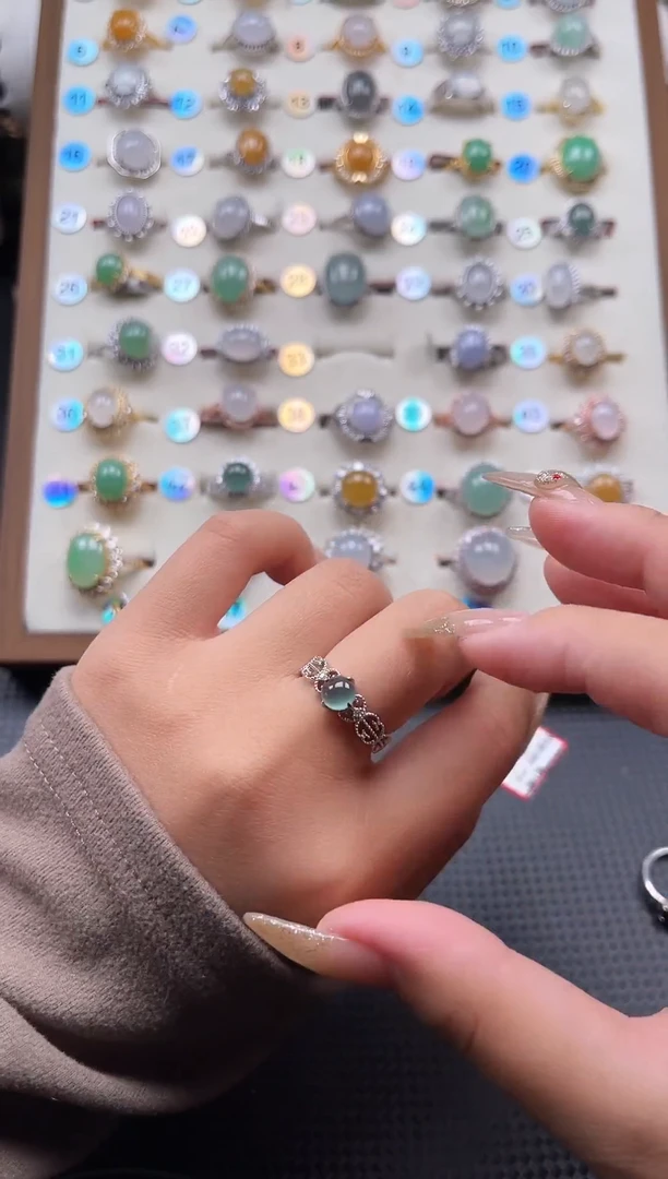 【闪购商品】翡翠戒指银S925镶嵌天然A货翡翠戒指