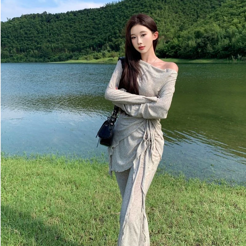 2025秋季新款慵懒风露肩木耳边长袖上衣高腰微喇休闲裤时尚套装女