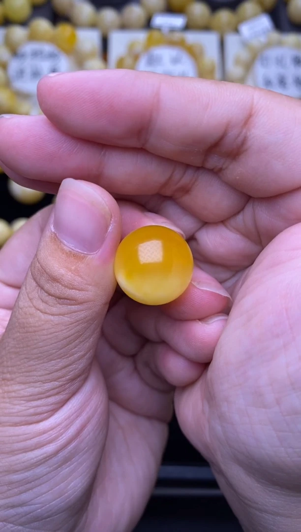 裸石琥珀未镶嵌大小姐珠宝严选95