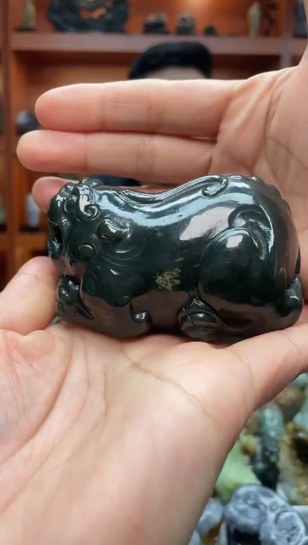 未镶嵌和田玉摆件466