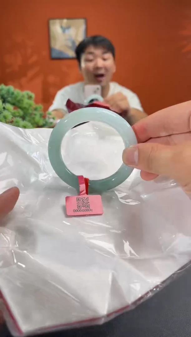 未镶嵌手镯翡翠翡翠手镯