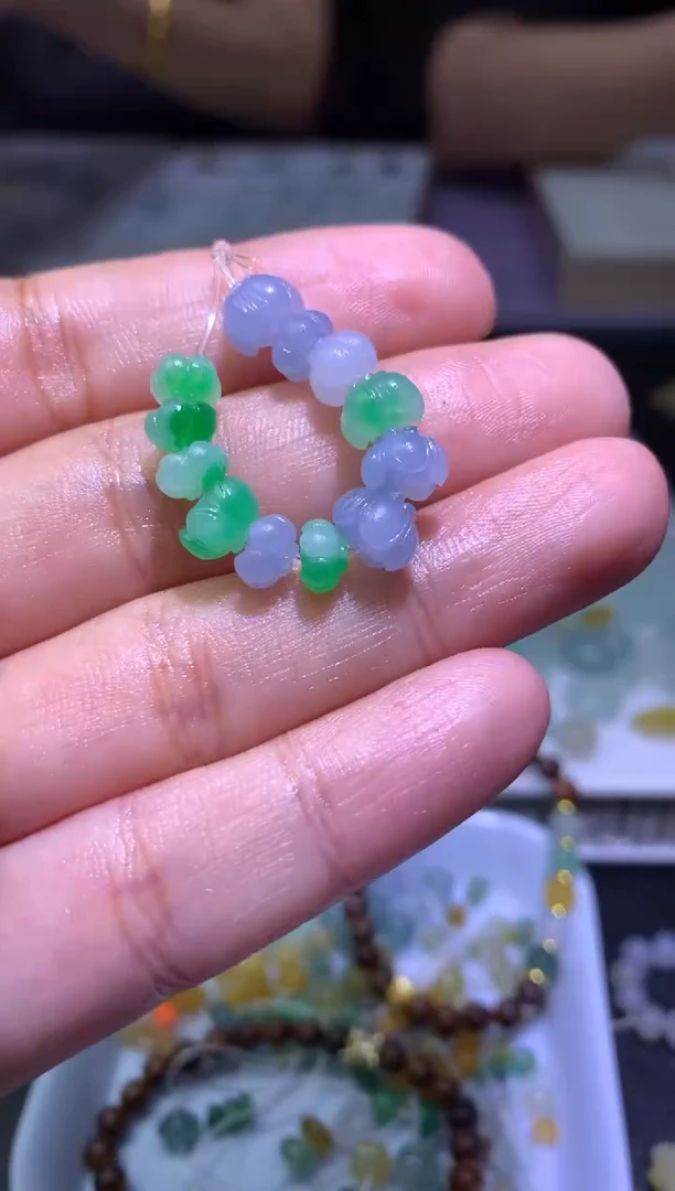 定制翡翠未镶嵌毛货