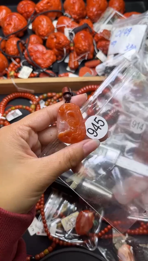 【闪购商品】南红玛瑙珠宝奇石未镶嵌945