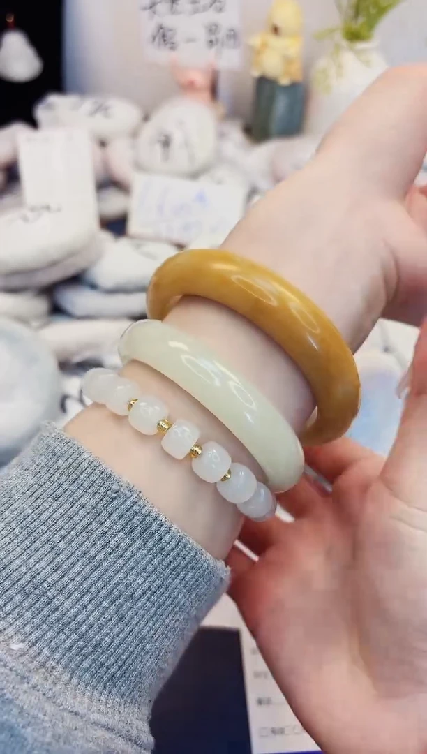 【闪购商品】石英质玉手镯未镶嵌114-财气镯-圈口62