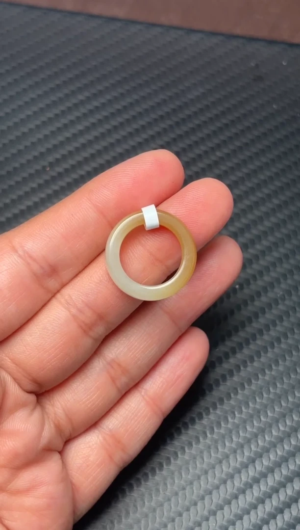 未镶嵌戒圈和田玉若羌微色差14+戒圈m