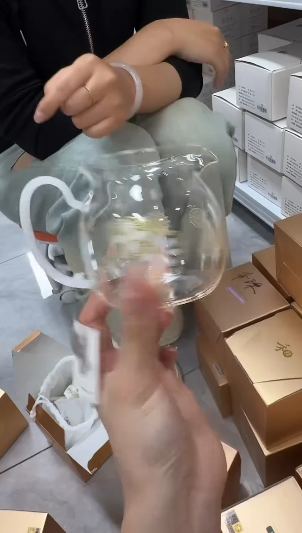 @@禾器晶彩皮球花美满白玉（无盒）